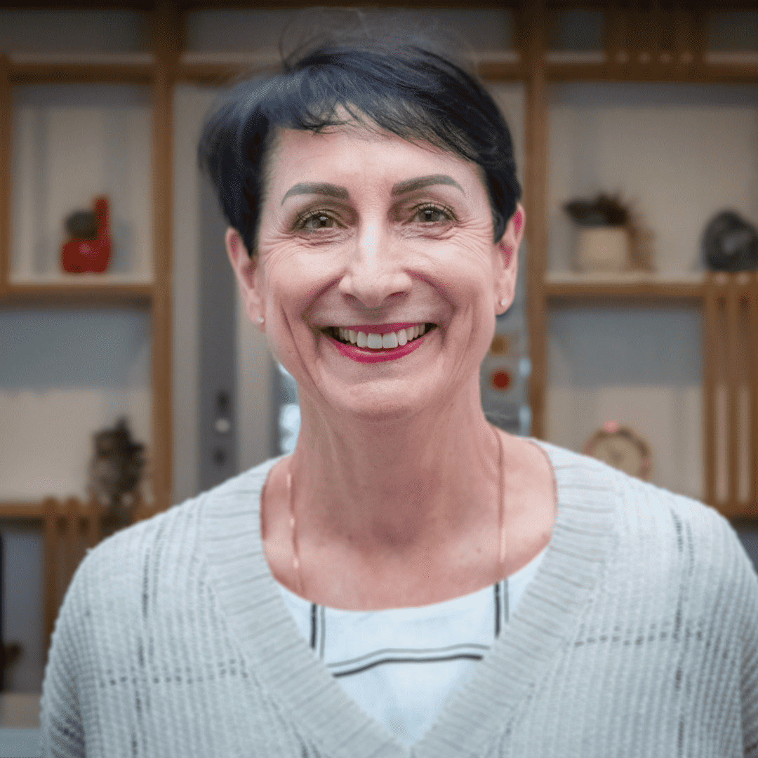 robyn armstrong